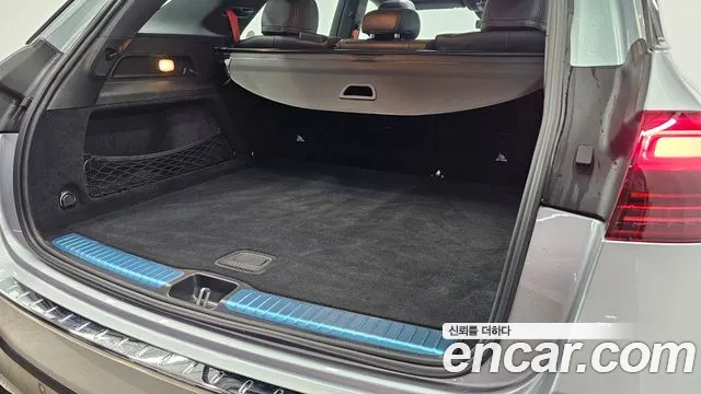 Mercedes-Benz GLE-Class — Фото автомобиля 11