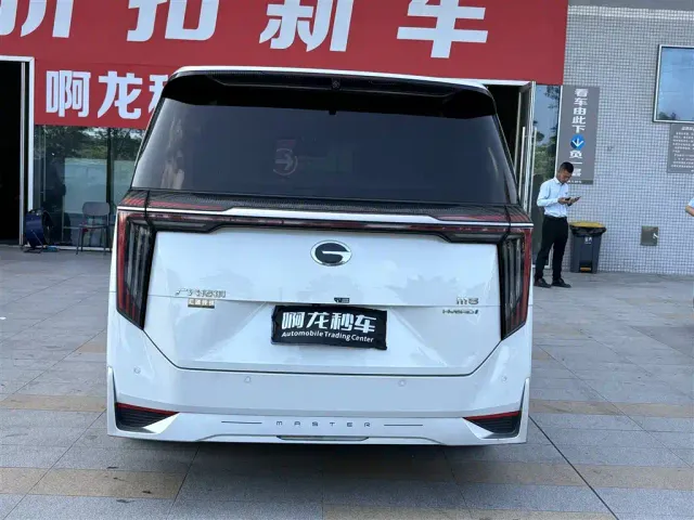 GAC Trumpchi M8 — Фото автомобиля 8