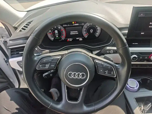 Audi A4L — Фото автомобиля 10