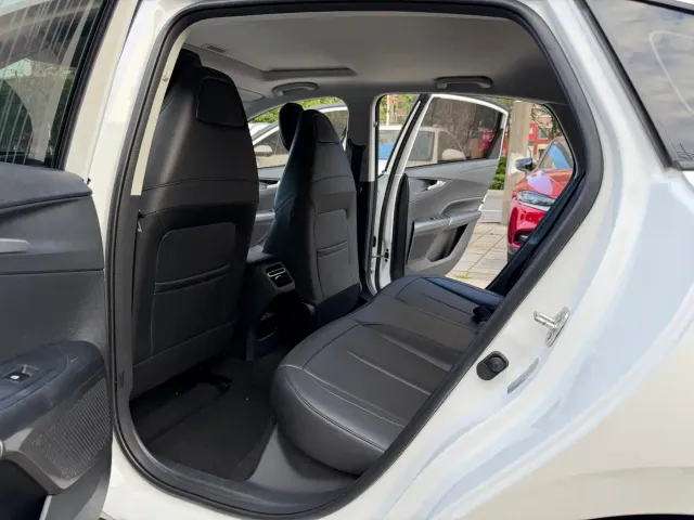 Changan Eado — Фото автомобиля 5