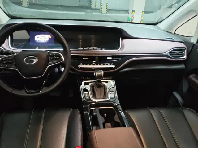 GAC Trumpchi M6 — Фото автомобиля 12