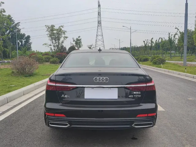 Audi A6L — Фото автомобиля 15