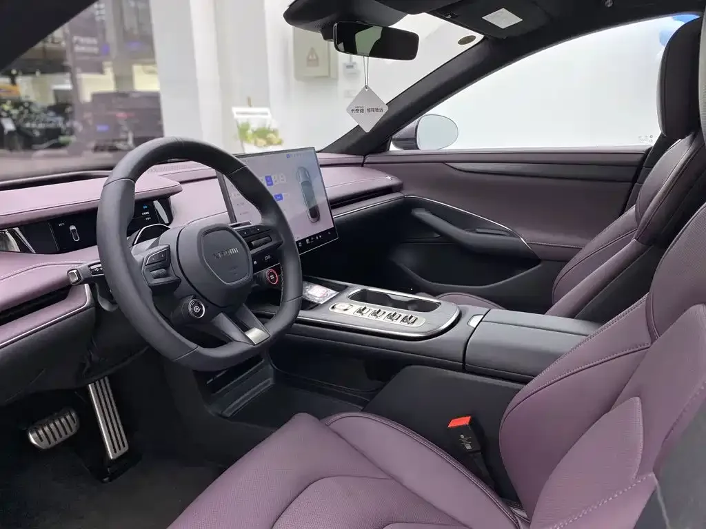 Xiaomi Auto Xiaomi SU7 2024 AWD Extended Range Advanced Smart Driving Max Edition — Фото автомобиля 28