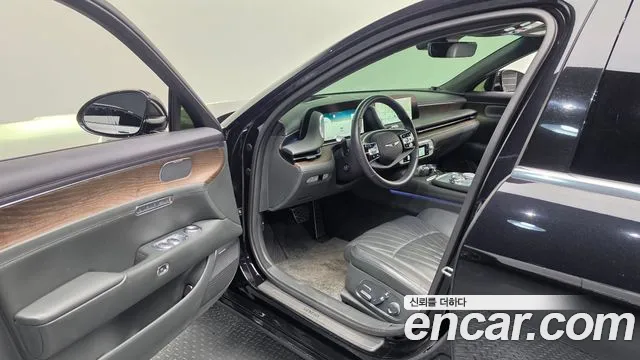 Genesis G90 Бензин 3.5 турбо AWD — Фото автомобиля 10