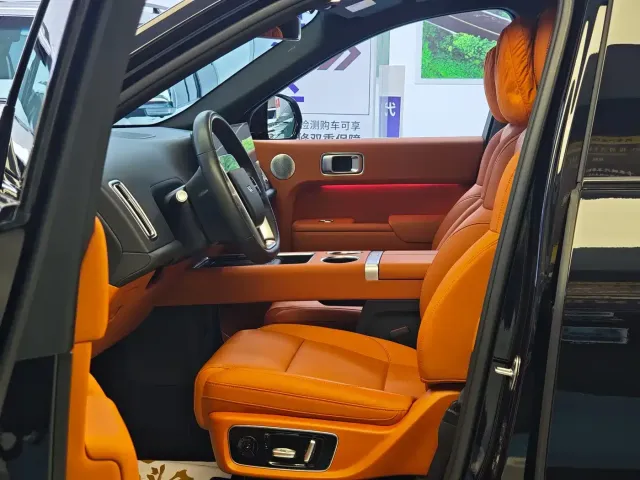 Li Auto Li Xiang L9 2024 Model Ultra — Фото автомобиля 5