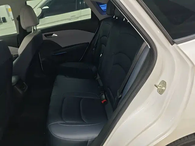 Chevrolet Monza — Фото автомобиля 16