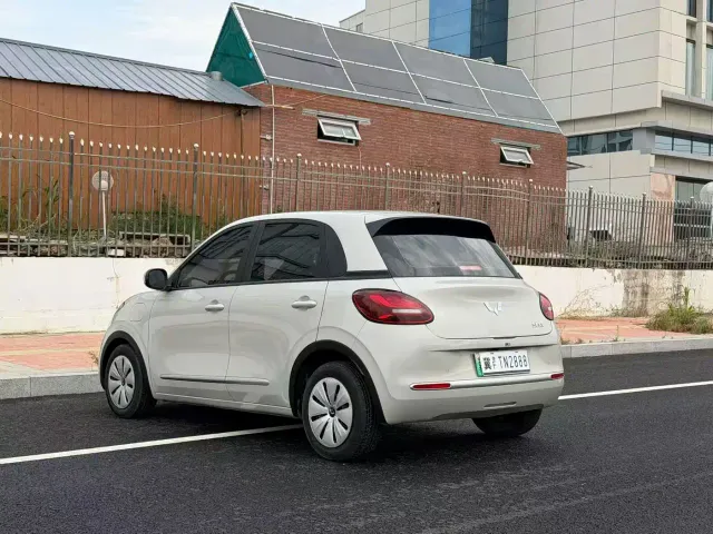 Wuling Bingo — Фото автомобиля 7