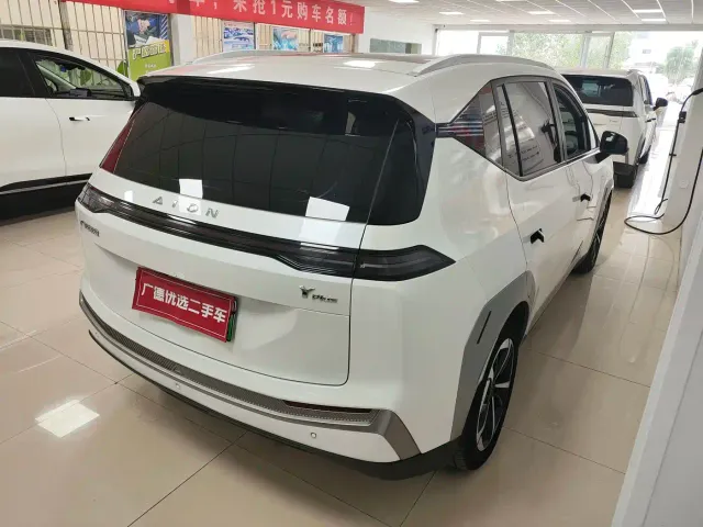 GAC Aion Y — Фото автомобиля 12