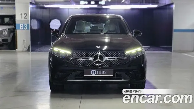 Фотография автомобиля — Mercedes-Benz GLC-Class