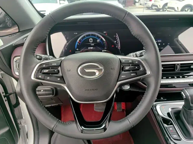 GAC Trumpchi M6 — Фото автомобиля 10