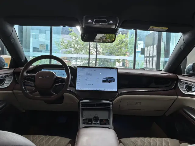 BYD Seal — Фото автомобиля 10