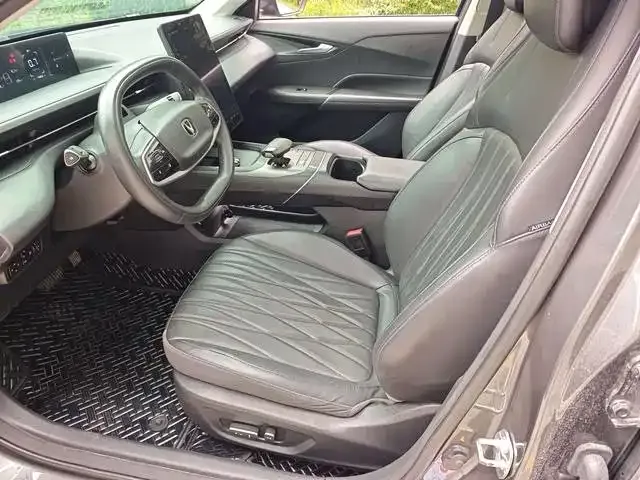 Changan Lamore — Фото автомобиля 5
