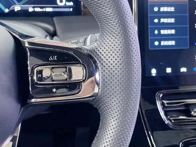 GAC Trumpchi M8 — Фото автомобиля 30