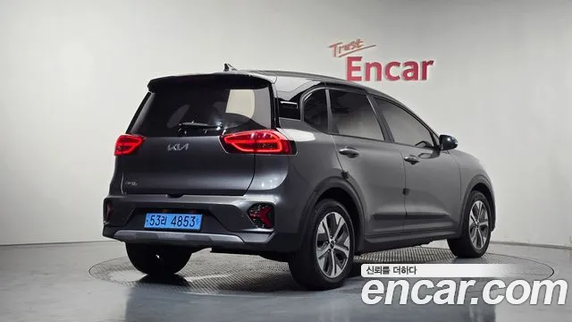 Kia Niro Niro Plus Air (Такси) — Фото автомобиля 2