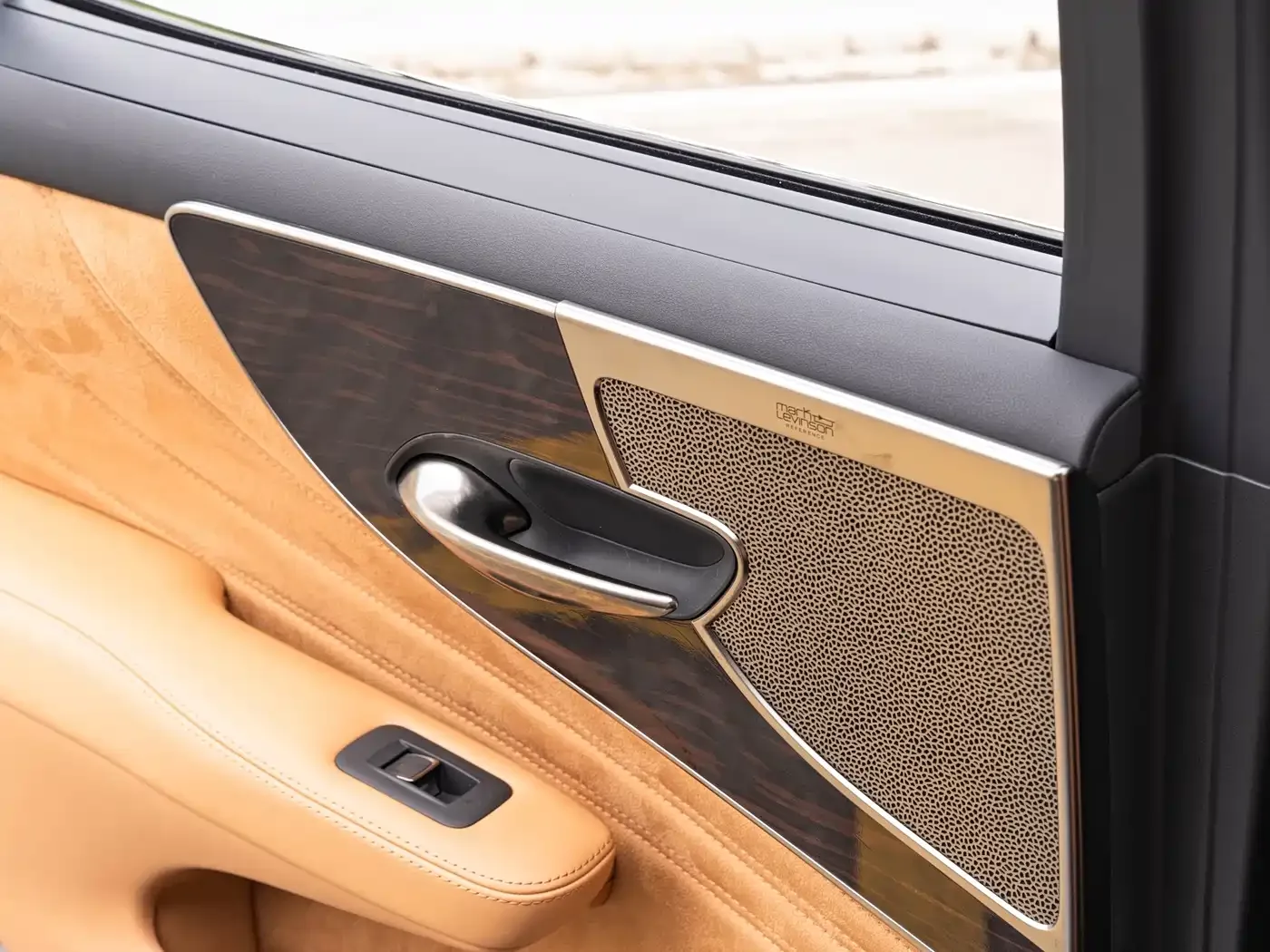 Lexus Lexus LS 2024 Model 500h Luxury Edition — Фото автомобиля 18