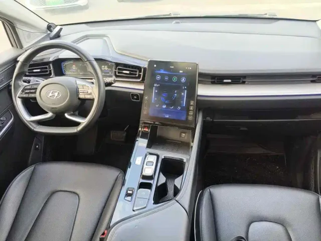 Hyundai Custo — Фото автомобиля 12