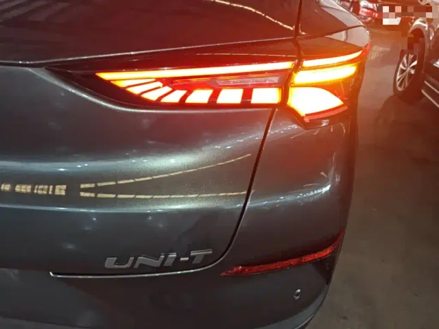 Changan Changan UNI-T 2022 1.5T Premium — Фото автомобиля 7