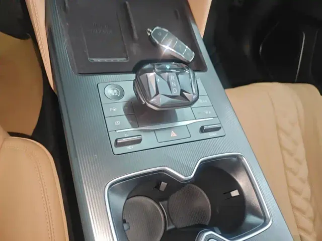 BYD Song L DM-i — Фото автомобиля 9