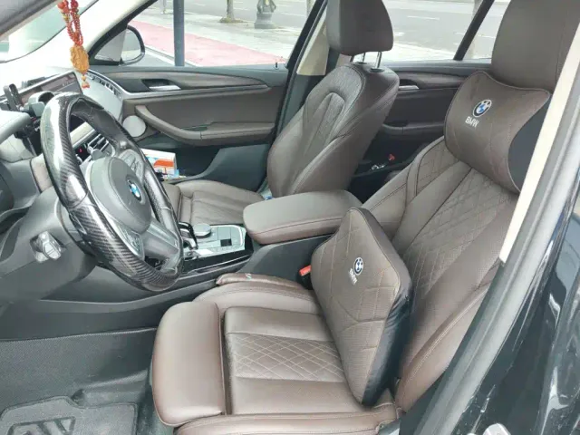 BMW X3 — Фото автомобиля 11