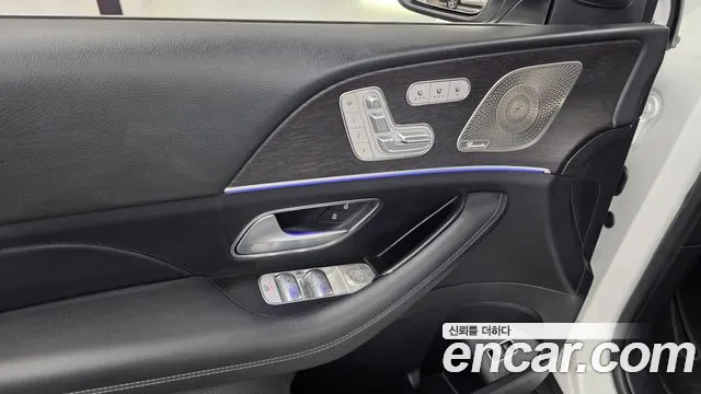 Mercedes-Benz GLE-Class — Фото автомобиля 29