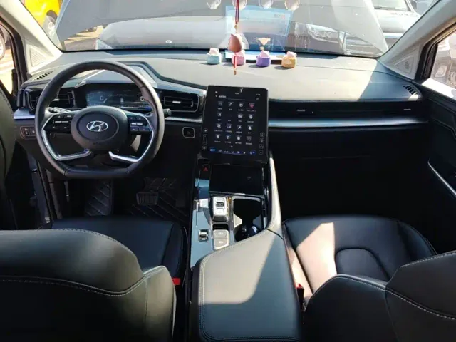 Hyundai Custo — Фото автомобиля 9
