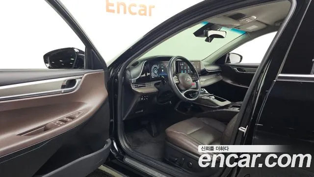 Hyundai Grandeur New — Фото автомобиля 15