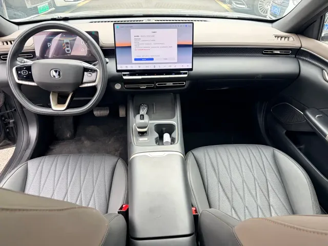 Changan Eado — Фото автомобиля 7