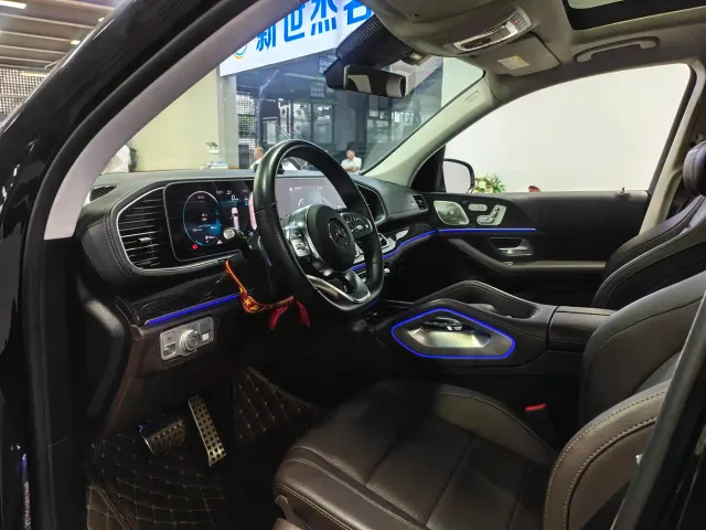 Mercedes-Benz GLS-Class — Фото автомобиля 4