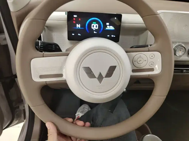 Wuling Hongguang Mini EV — Фото автомобиля 6