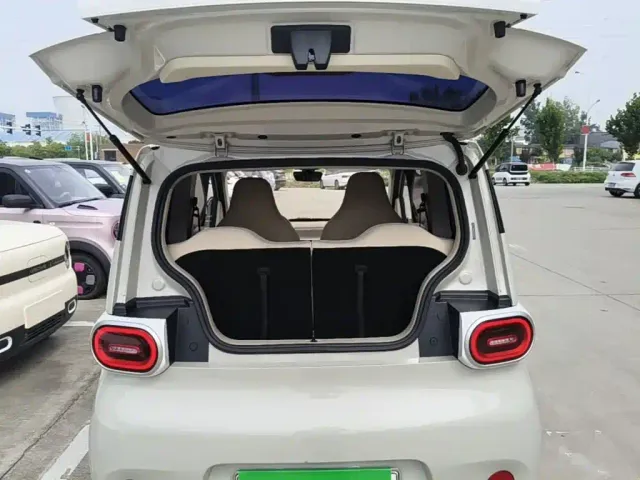 Wuling Hongguang Mini EV — Фото автомобиля 18
