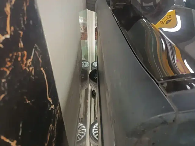 Tesla Model Y — Фото автомобиля 20
