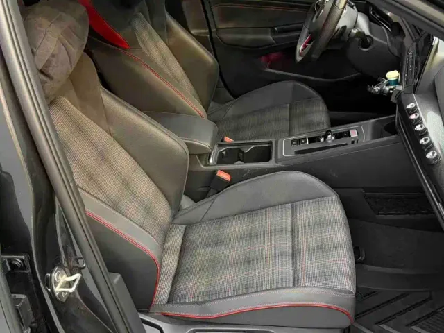 Volkswagen Golf GTI — Фото автомобиля 18