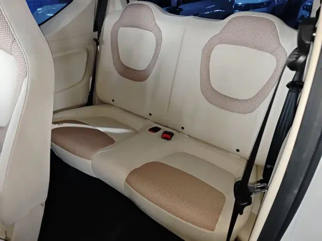 Wuling Hongguang Mini EV — Фото автомобиля 16