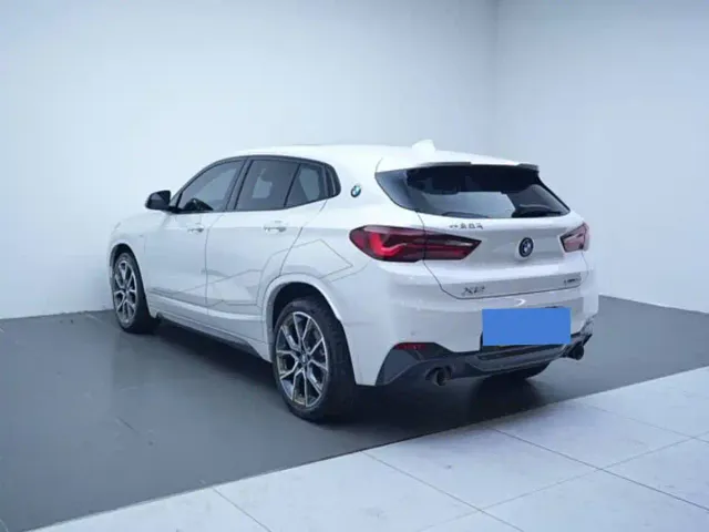 BMW X2 — Фото автомобиля 5