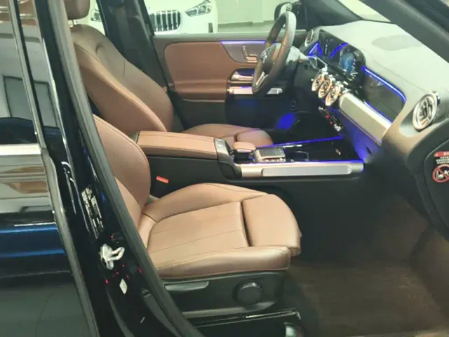 Mercedes-Benz GLB-Class — Фото автомобиля 24
