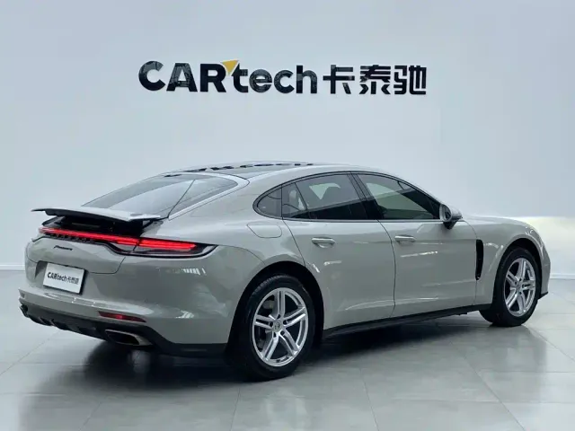 Porsche Panamera — Фото автомобиля 15
