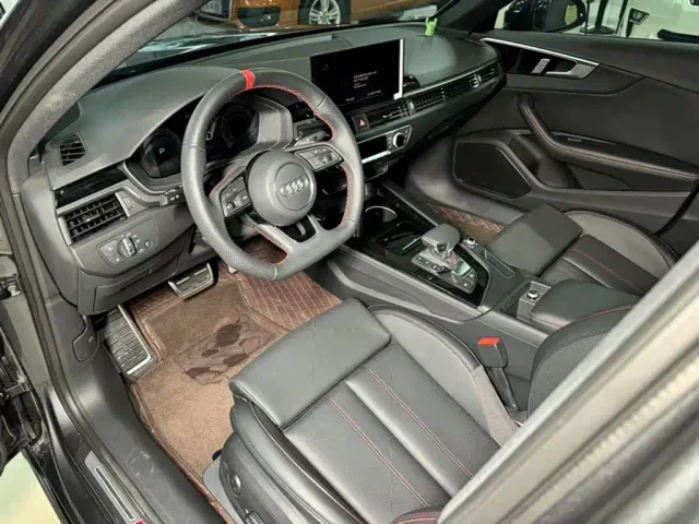 Audi A4L — Фото автомобиля 20