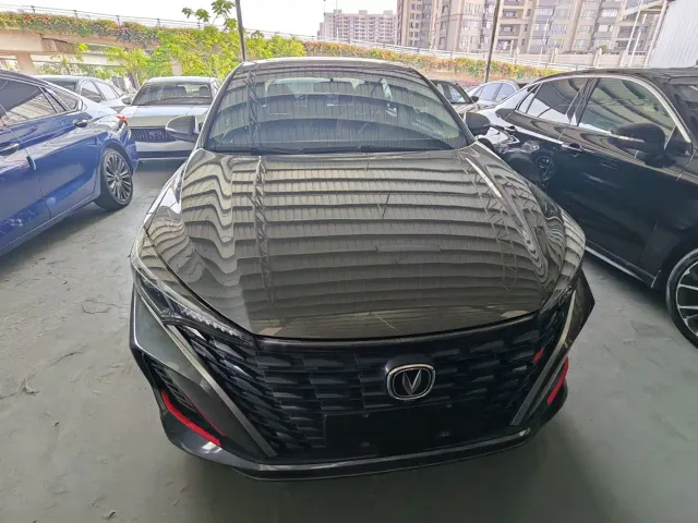 Changan Eado — Фото автомобиля 2