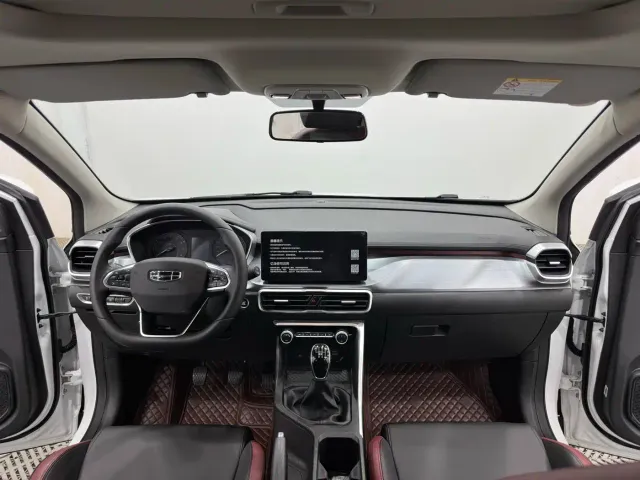Geely Binyue — Фото автомобиля 5