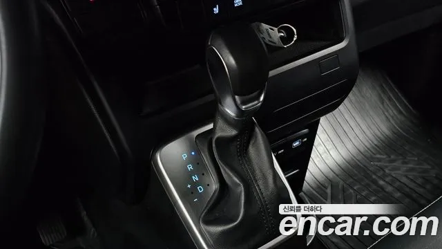 Hyundai Staria — Фото автомобиля 12