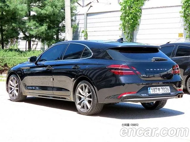 Genesis G70 — Фото автомобиля 2