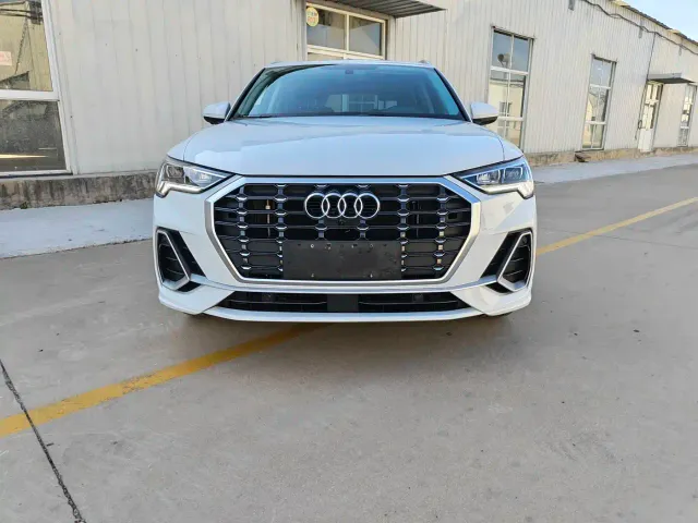 Audi Q3 — Фото автомобиля 2