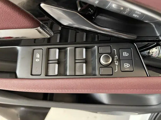 Land Rover Range Rover Evoque — Фото автомобиля 25
