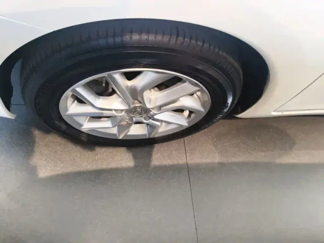Nissan Tiida — Фото автомобиля 22