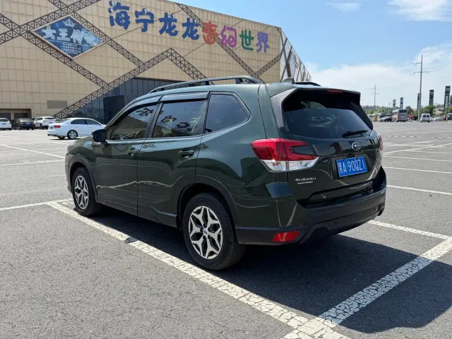 Subaru Forester — Фото автомобиля 6