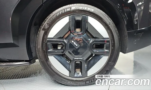 Kia EV9 — Фото автомобиля 6