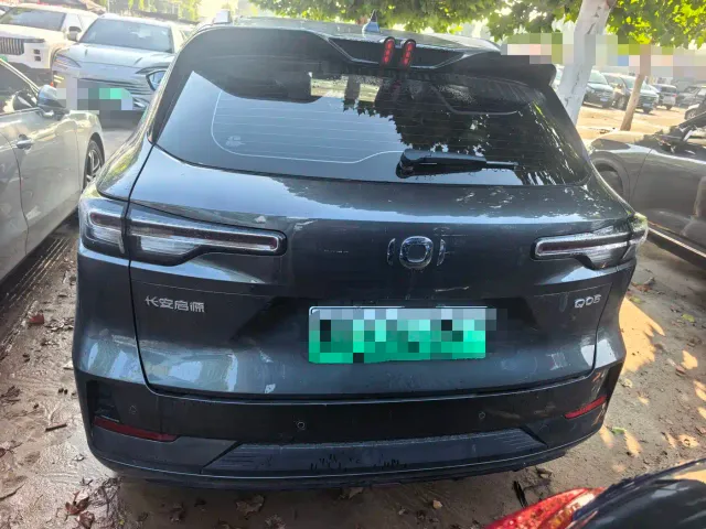 Changan Qiyuan Q05 — Фото автомобиля 11