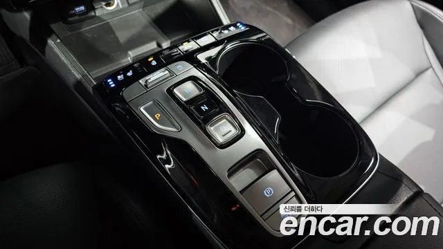 Hyundai Tucson NX4 — Фото автомобиля 9