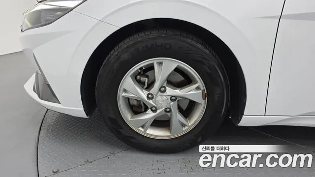 Hyundai AVANTE Avante (CN7) — Фото автомобиля 5