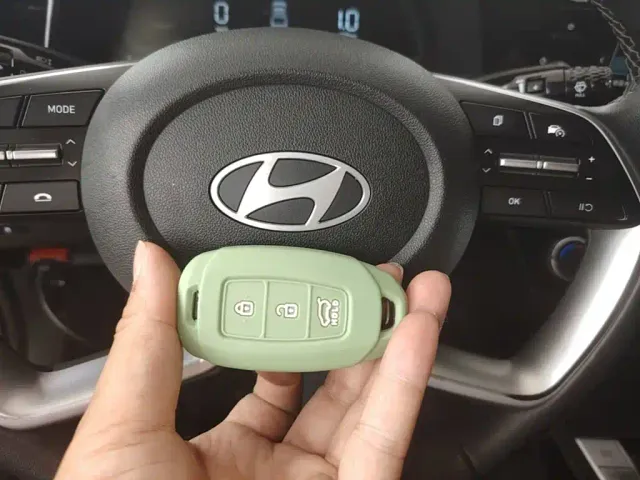 Hyundai Elantra — Фото автомобиля 8